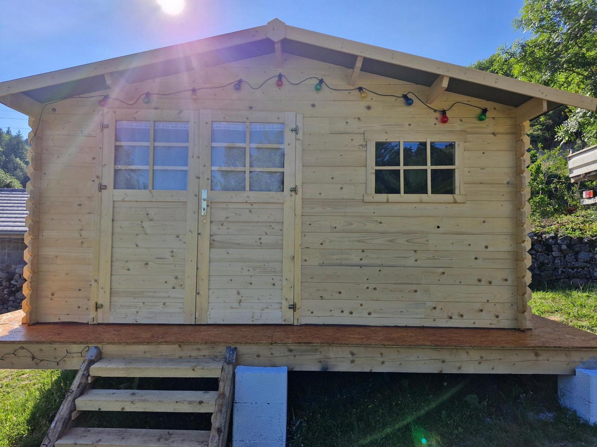La Cabane Des Lucioles Saint-Julien-Boutieres Exterior foto