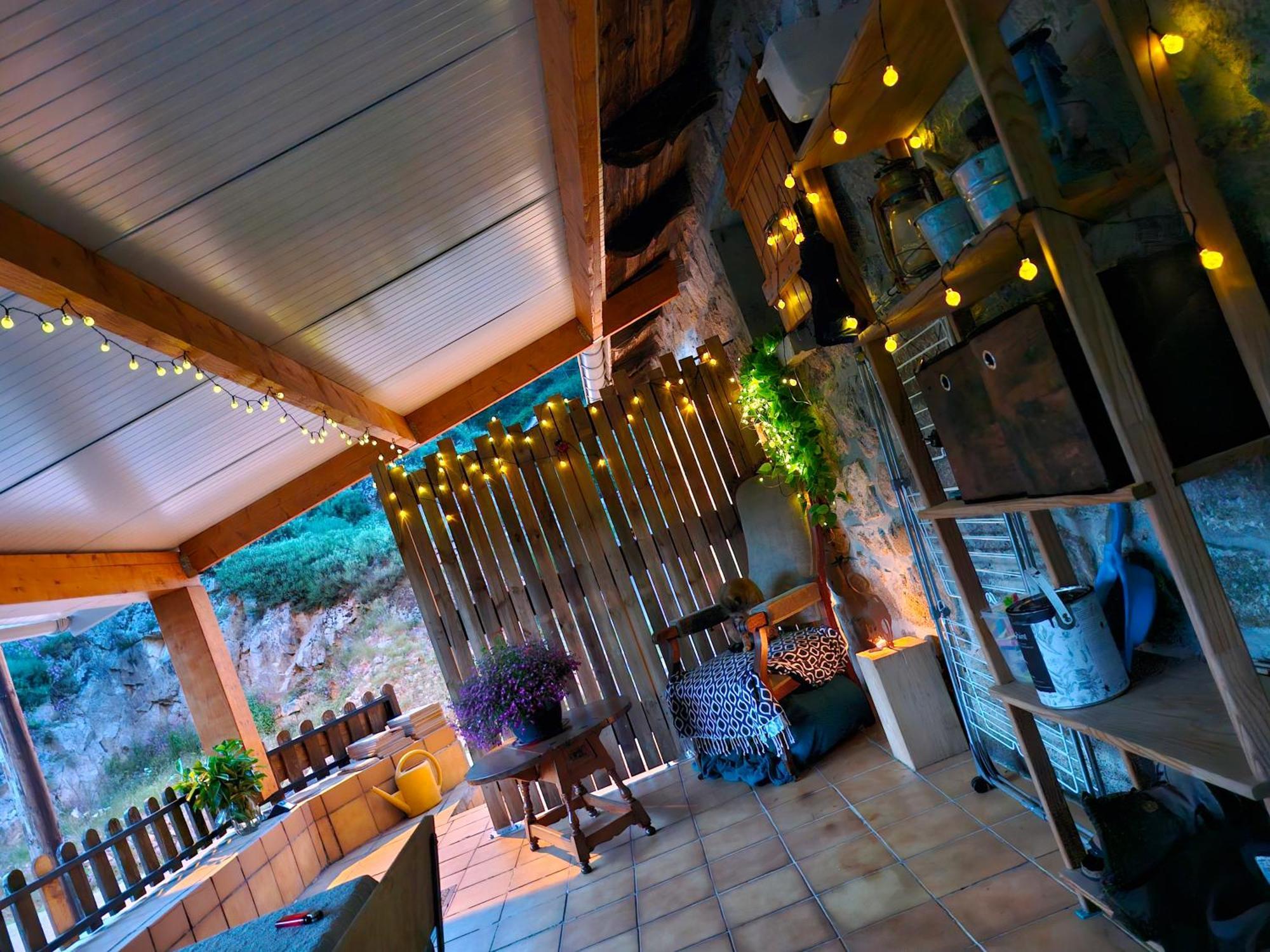 La Cabane Des Lucioles Saint-Julien-Boutieres Exterior foto